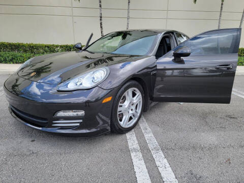 2011 Porsche Panamera 4