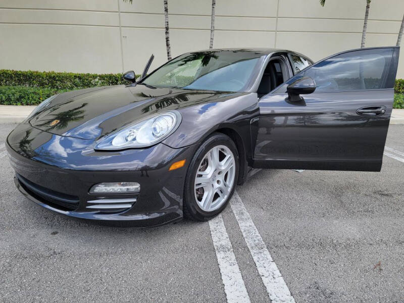 2011 Porsche Panamera 4