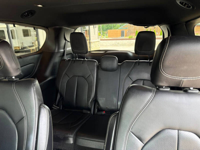 2020 Chrysler Pacifica Launch Edition