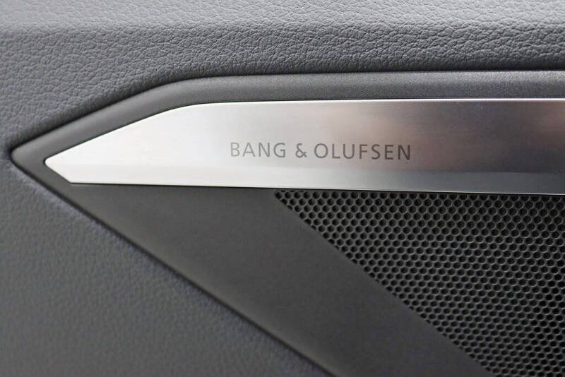 2022 Audi e-tron S quattro Prestige