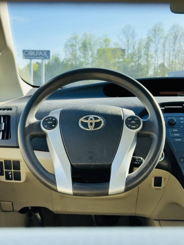 2010 Toyota Prius II