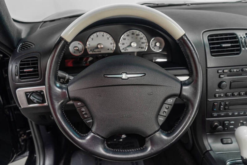 2003 Ford Thunderbird