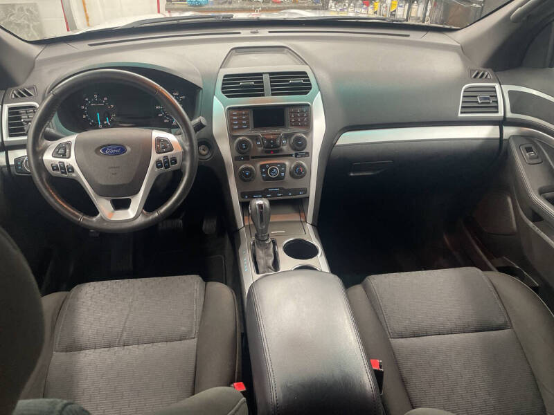 2012 Ford Explorer XLT