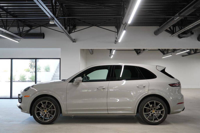2020 Porsche Cayenne S