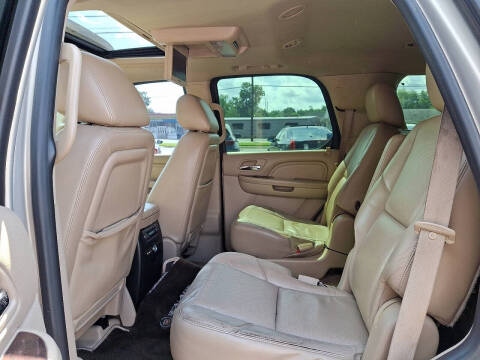 2011 Cadillac Escalade Premium
