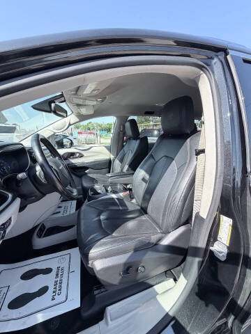 2019 Chrysler Pacifica Touring L