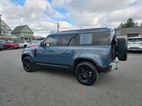 2024 Land Rover Defender 110 P300 S