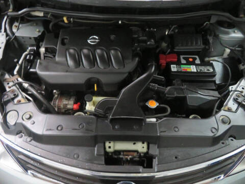2010 Nissan Versa 1.8 S