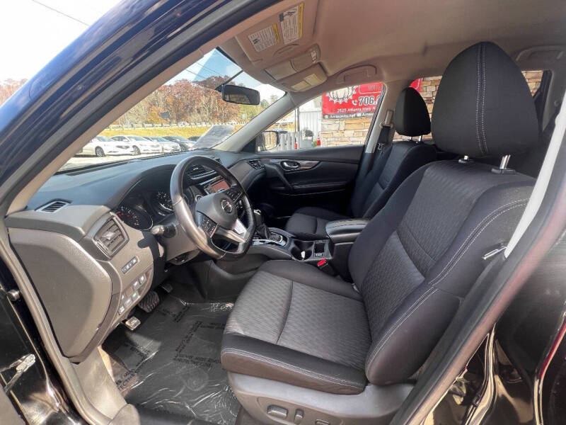 2018 Nissan Rogue SV