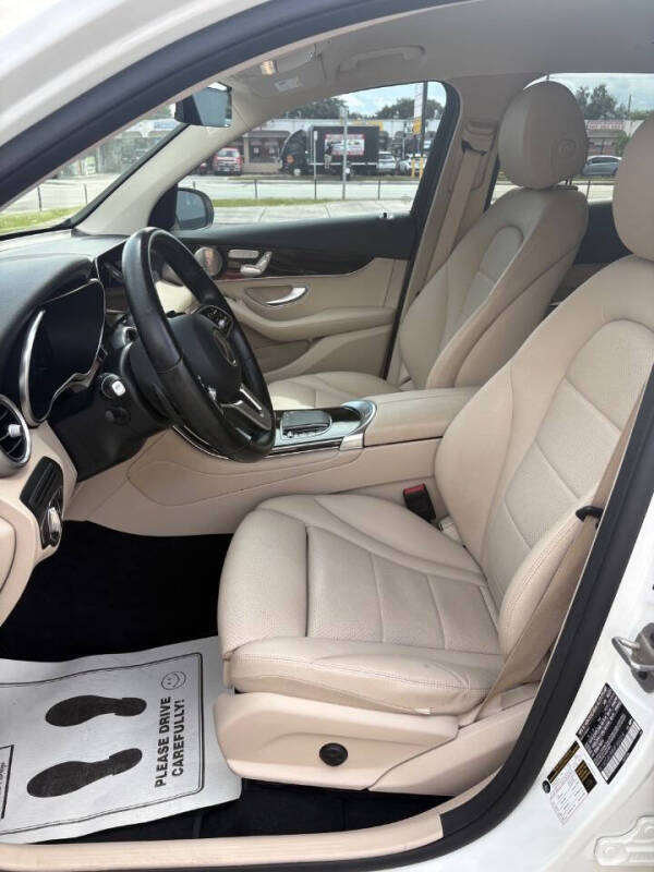 2021 Mercedes-Benz GLC GLC 300