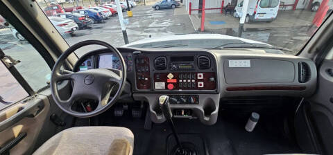 2016 Freightliner 108 SD