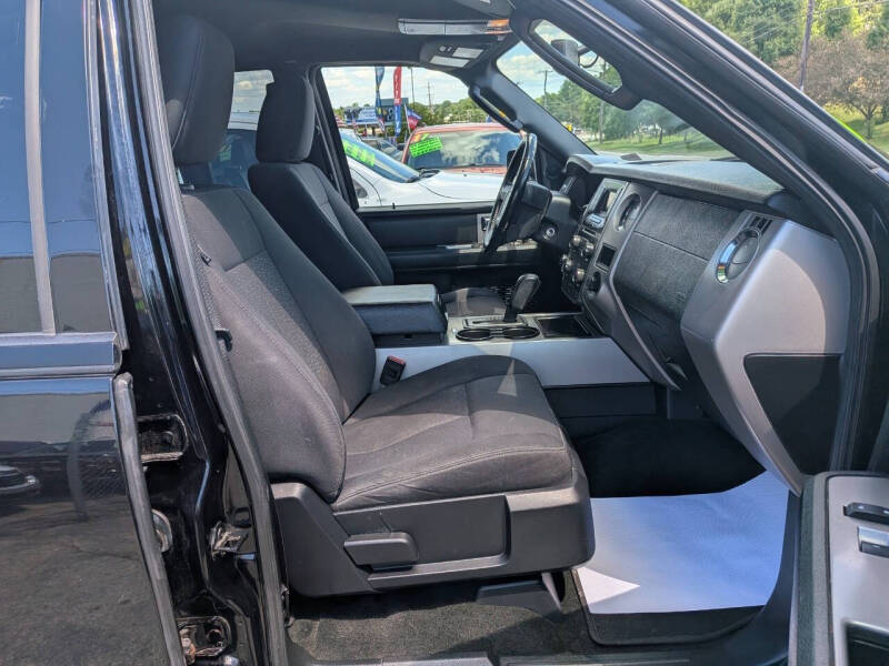 2017 Ford Expedition XLT