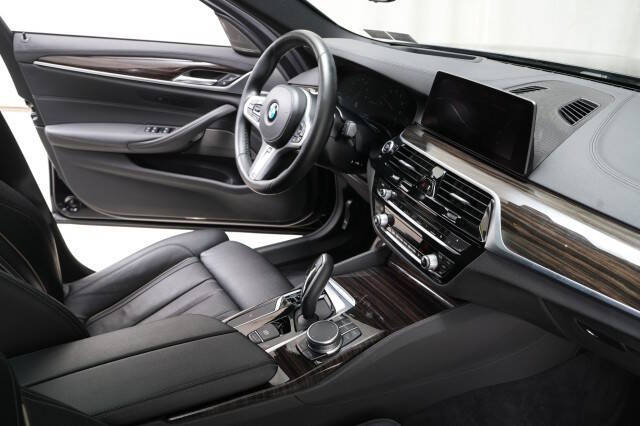 2019 BMW 5 Series M550i xDrive