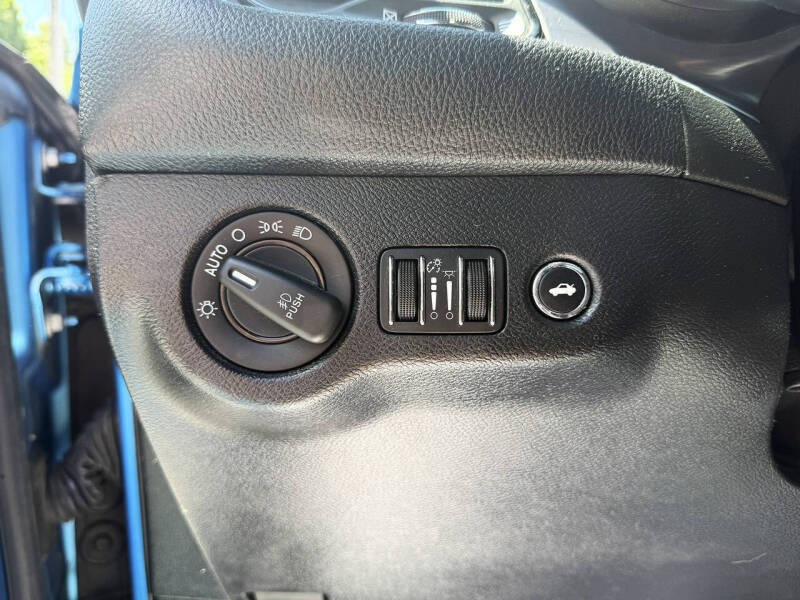 2016 Dodge Challenger R/T Plus Shaker