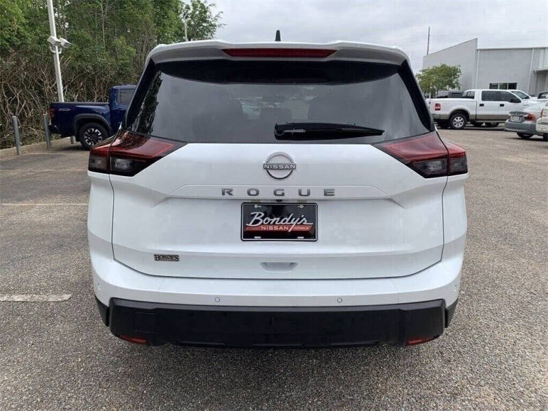 2025 Nissan Rogue S