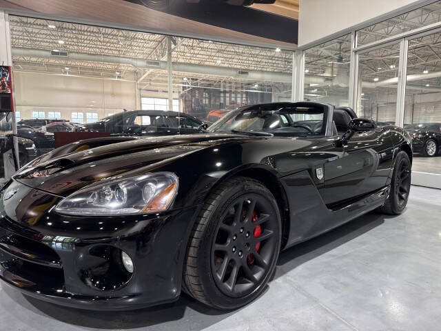 2004 Dodge Viper SRT-10