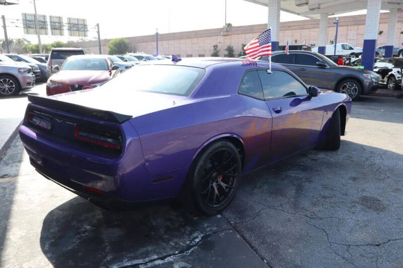 2016 Dodge Challenger SRT Hellcat