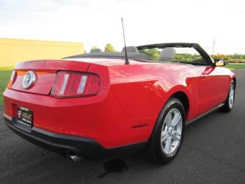 2011 Ford Mustang V6