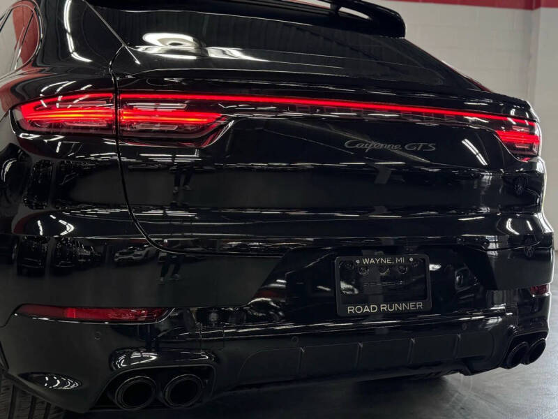 2023 Porsche Cayenne GTS Coupe