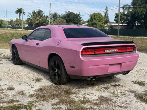 2014 Dodge Challenger SXT