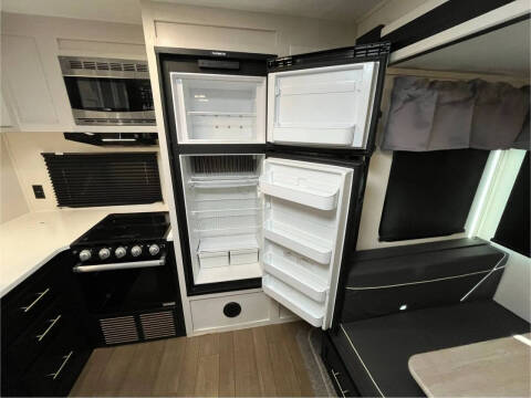 2023 Forest River WILDCAT M-282RKX