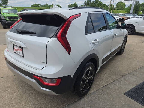2024 Kia Niro EX