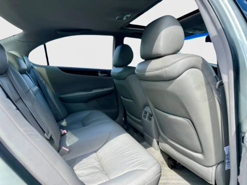 2004 Lexus ES 330
