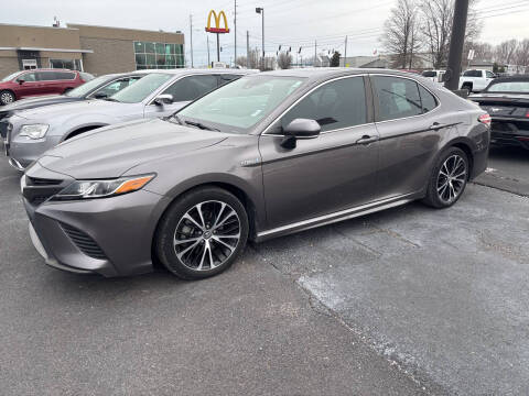 2020 Toyota Camry Hybrid for sale at McCully's Automotive in Benton KY