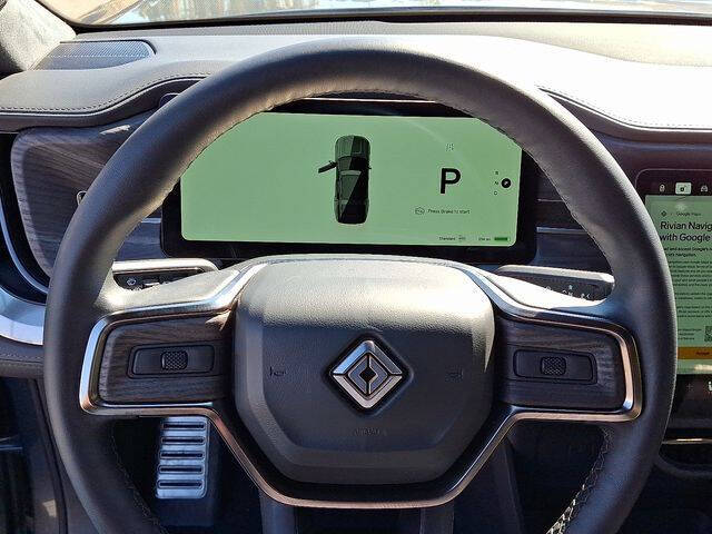 2023 Rivian R1S Adventure