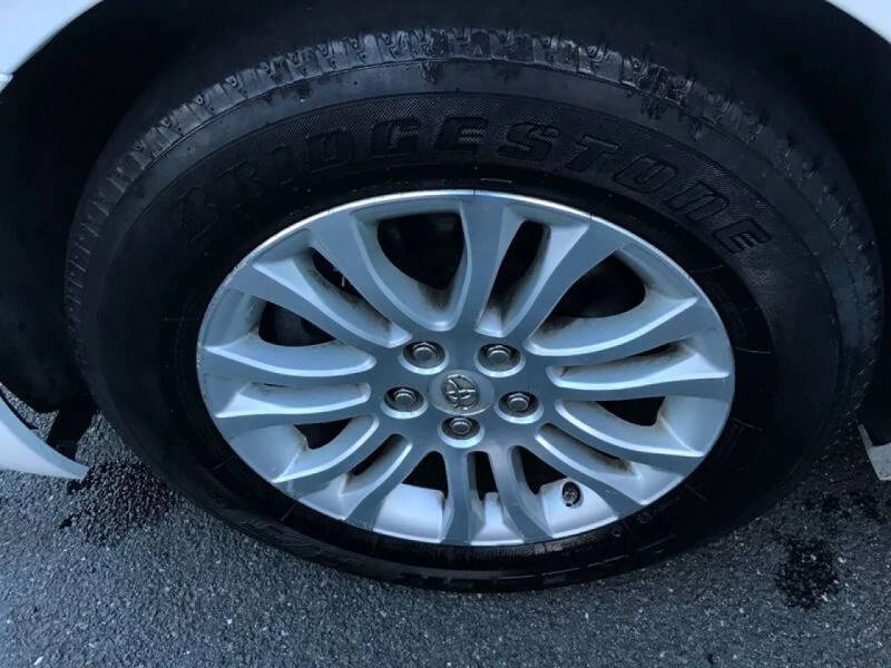 2014 Toyota Sienna XLE 8-Passenger