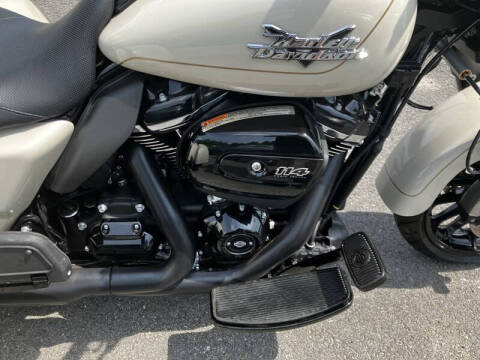 2023 Harley-Davidson Freewheeler