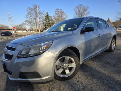 2013 Chevrolet Malibu for sale at Car Castle in Zion IL