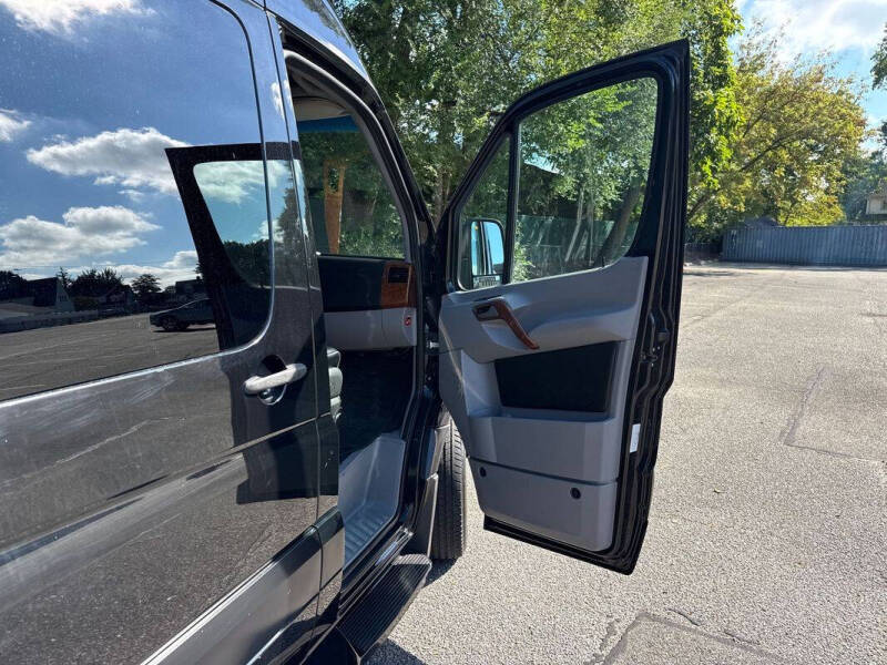 2017 Mercedes-Benz Sprinter