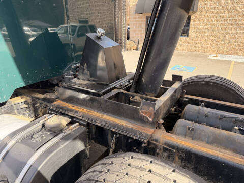 2013 Peterbilt Tri/A 367 8x4