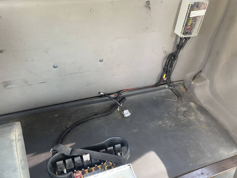 2007 Freightliner M2 106