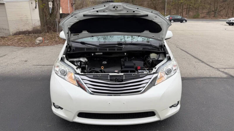 2017 Toyota Sienna
