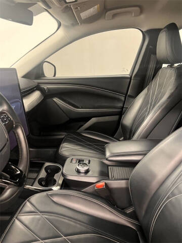 2021 Ford Mustang Mach-E Select