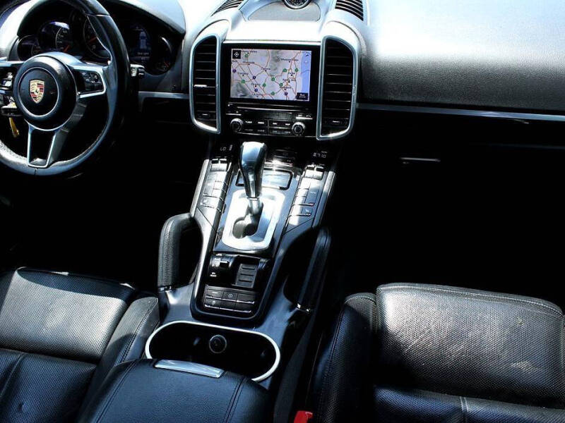 2017 Porsche Cayenne