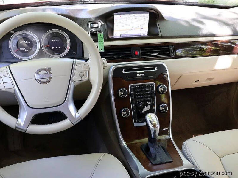2013 Volvo XC70