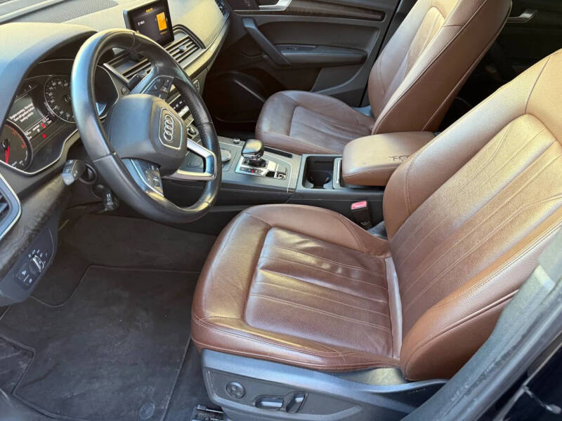 2019 Audi Q5 quattro Premium 45 TFSI