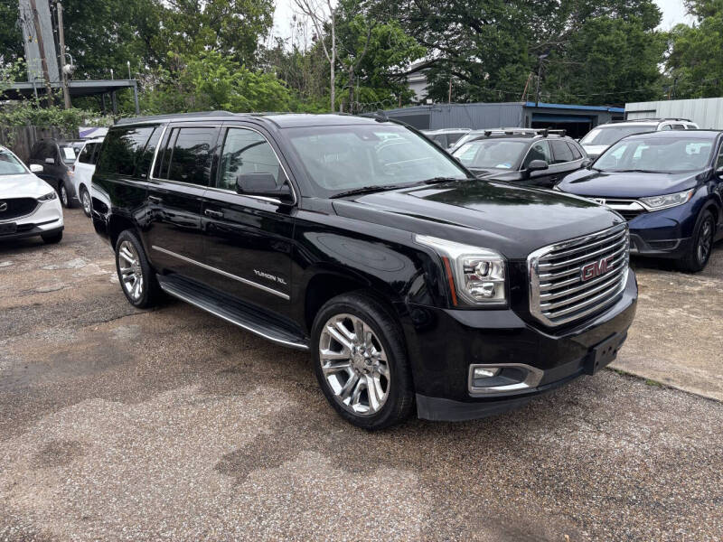 2017 GMC Yukon XL SLT