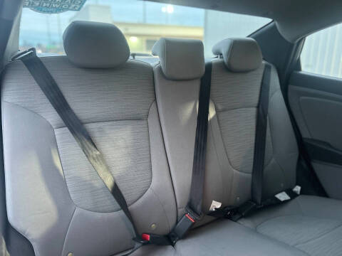 2016 Hyundai Accent SE