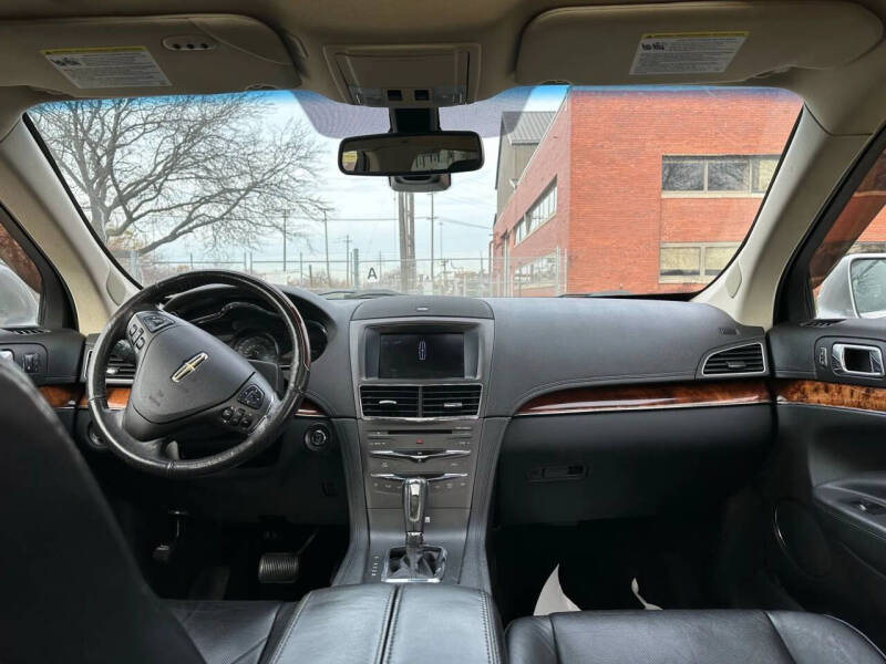 2013 Lincoln MKT EcoBoost