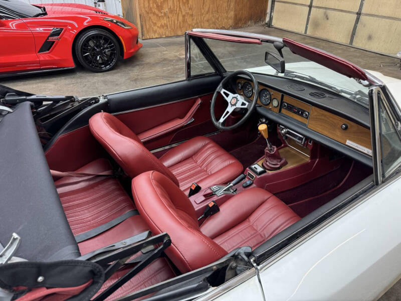 1980 FIAT 124 Spider