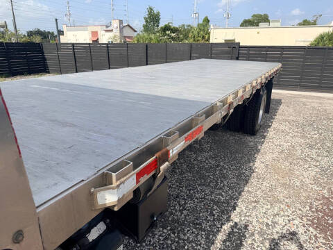 2020 Freightliner M2 106