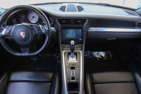 2013 Porsche 911 Carrera 4S