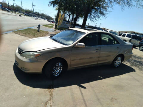 2003 Toyota Camry for sale at DFW AUTO FINANCING LLC in Dallas TX