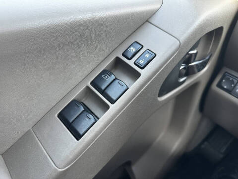 2017 Nissan Frontier SV