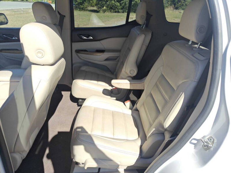 2017 GMC Acadia Denali