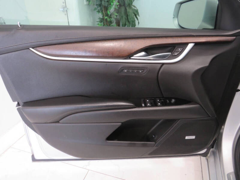 2018 Cadillac XTS Luxury